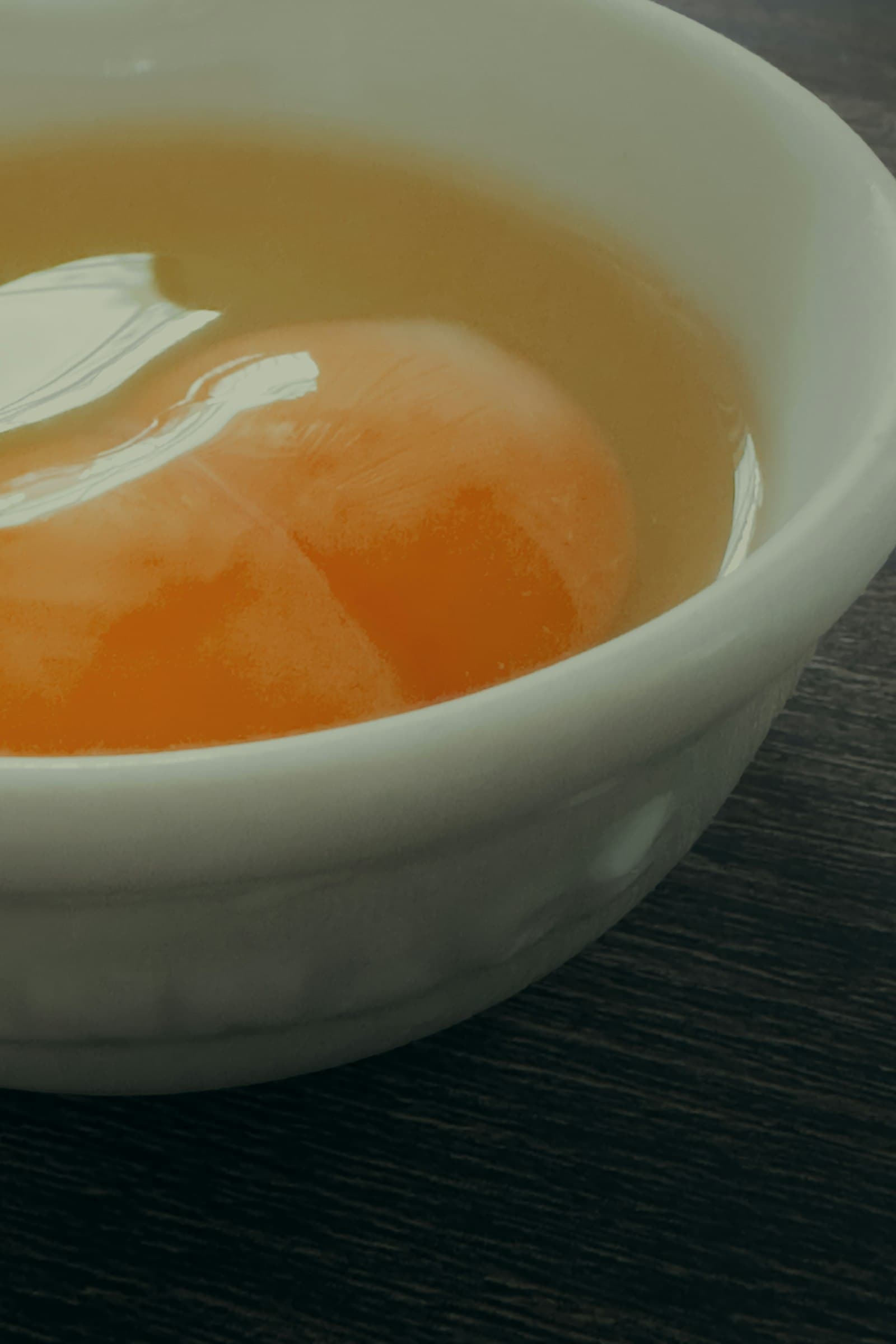 Putih telur segar hasil produksi Nusa Egg